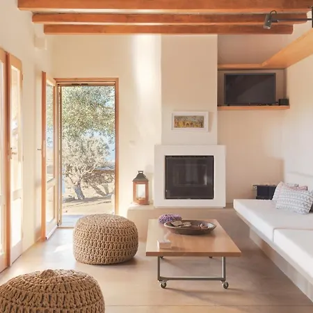 Ferienhaus Avdos Olive House, Off-grid Cycladic Retreat *