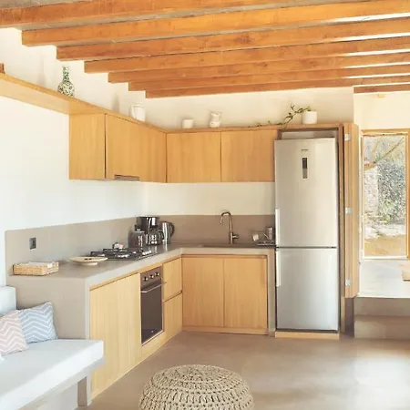 Ferienhaus Avdos Olive House, Off-grid Cycladic Retreat