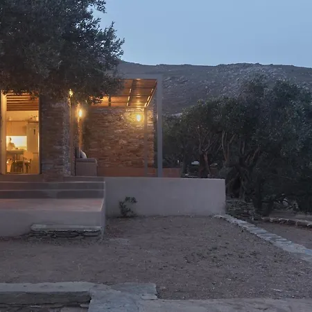 Avdos Olive House, Off-grid Cycladic Retreat Feriehus *